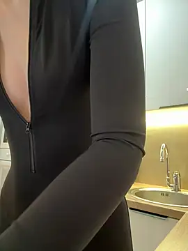 FriendlyFire_18 Chat XXX in diretta