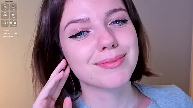 PollyRouge__'s Live XXX Chat