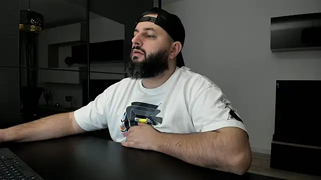 DravenPeak: απευθείας συνομιλία ΧΧΧ