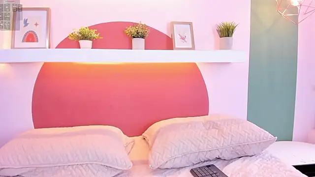 Chat XXX en directo de Liia_evans__