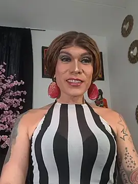 JessiicaExoticX1 Adlı Modelin Canlı XXX Sohbeti