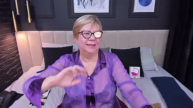 JillMild: απευθείας συνομιλία ΧΧΧ