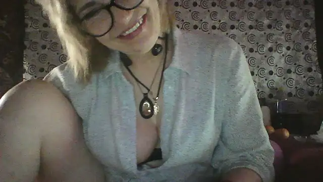 Lia_Ray Chat XXX in diretta