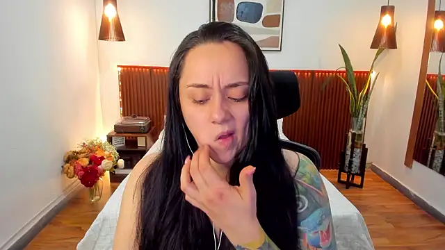 Czat XXX na żywo – KatherineBond