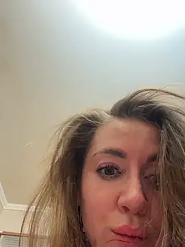 MarinaDiva11_74's Live XXX Chat