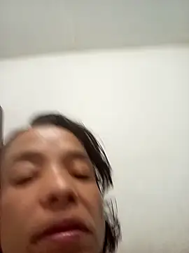 Chat +18 de Teressa_Love ao vivo