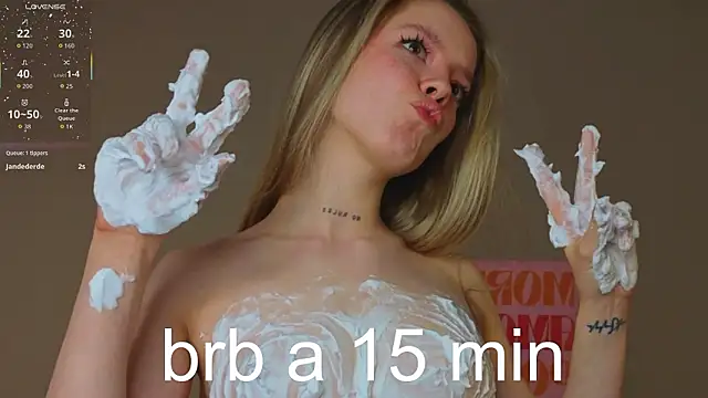 Chat +18 de TiffinyMergist ao vivo