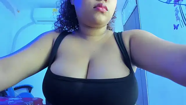 Lunastar02 Live XXX-chat