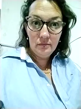 -Saraqueen Live XXX Chat