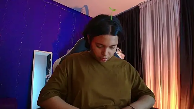 Emmapark_ Adlı Modelin Canlı XXX Sohbeti