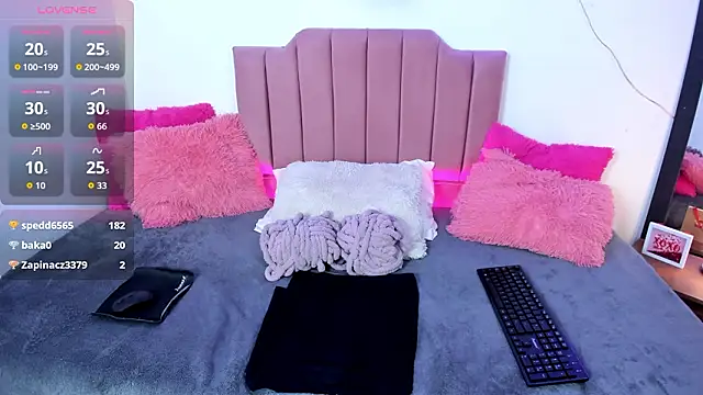 Nina_curvesのライブXXXチャット