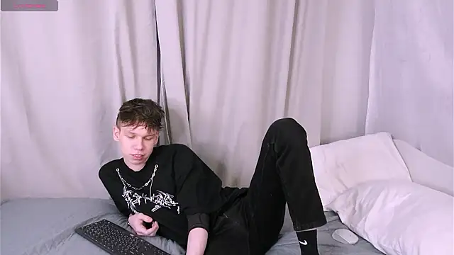 elliot_mars_ webcam show