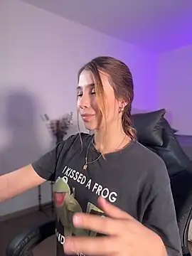 Онлайн чат XXX SophieRaily_