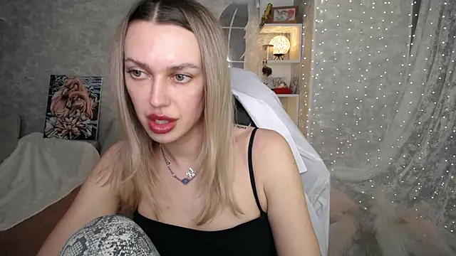 Živý XXX chat NickyAdamidi