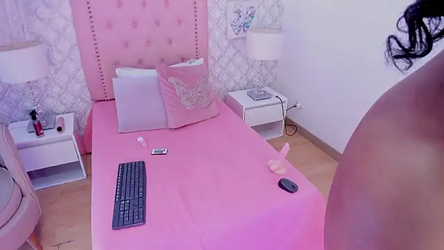 Онлайн чат XXX amber__ferrera