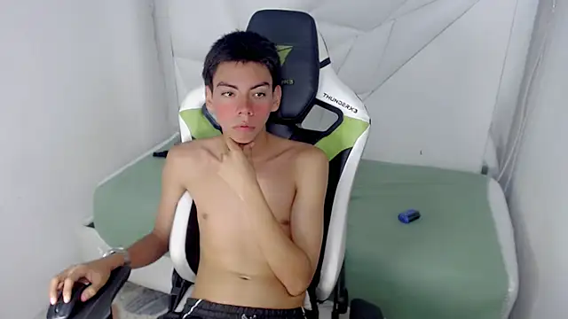 Živý XXX chat Liarr_