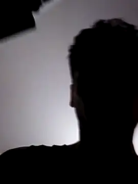 Chatroom XXX en direct de Leooo1722