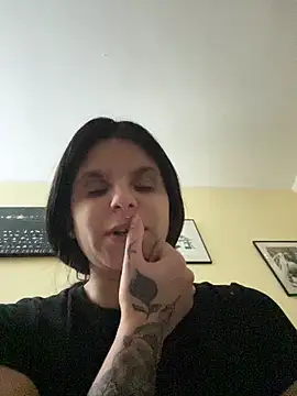 Brutecia2002 Chat XXX live