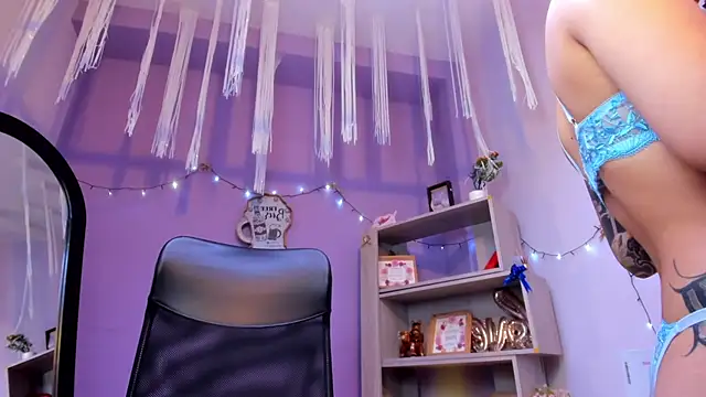 StaceyLeee Live XXX-Chat