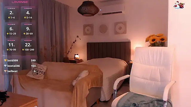 Chat +18 de Tilly_Eliot ao vivo