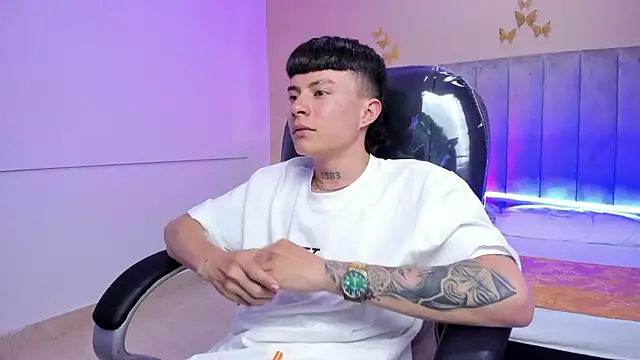 Nascary_Fox's Live XXX Chat