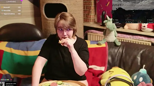 Chat XXX en directo de GamerGirl_Eve