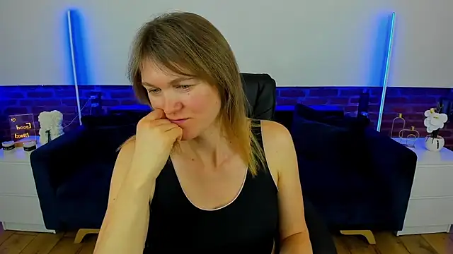 Anabell_xxx 现场XXX聊天