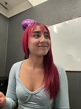 JuliethaDemon_ élő XXX-chatje