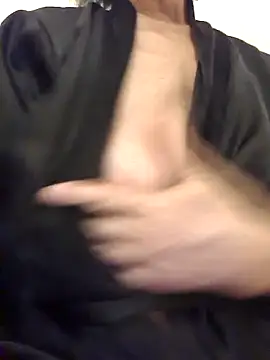 lucamila2903 现场XXX聊天