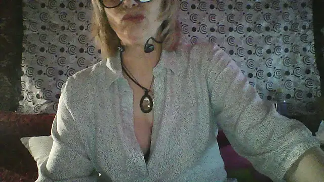 Онлайн чат XXX Lia_Ray