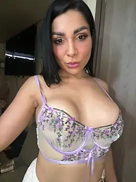 Pokazy przed kamerką – laemmarouse