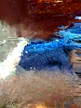 ellovol: διαδικτυακό σόου στην κάμερα