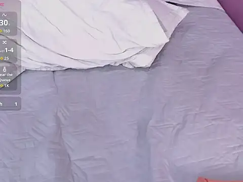 Alaiia___ 现场XXX聊天