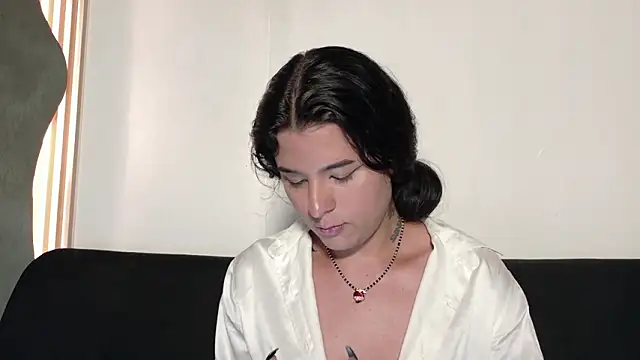 Angel-umbra Adlı Modelin Canlı XXX Sohbeti