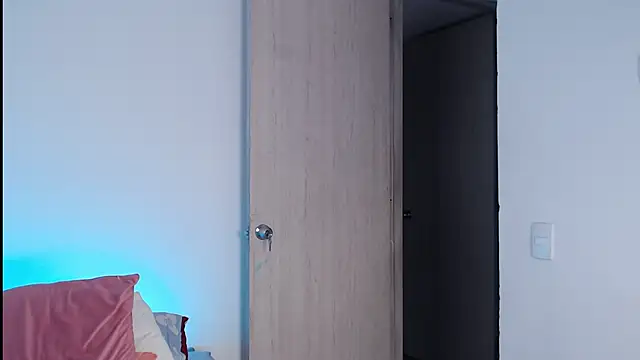 sofix__n Live XXX chat