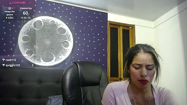 nairobi8 Live XXX-Chat