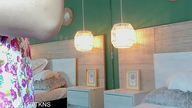 CataScott_ Adlı Modelin Canlı XXX Sohbeti