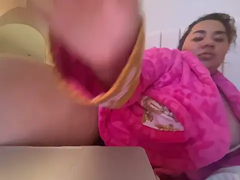 Show de TeasingTori na webcam