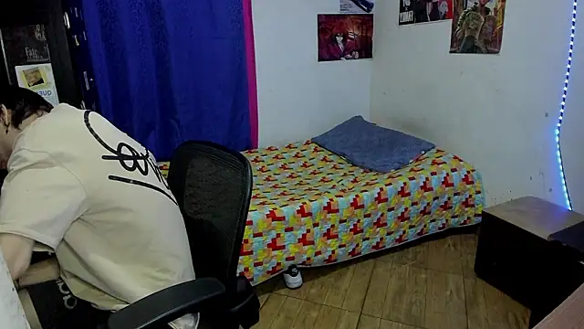 دردشة golden_ryyan الجنسية المباشرة