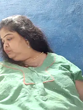 tamilthanushri's Live XXX Chat