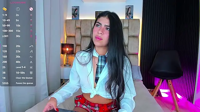 little_sophie18: онлайн-секс-чат