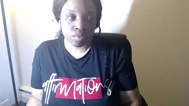 Sexymona1218 Adlı Modelin Web Kamerası Şovu