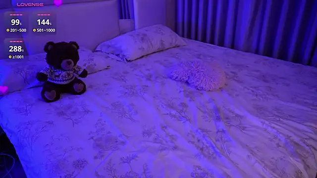 Lilly_Colinsのウェブカメラショー