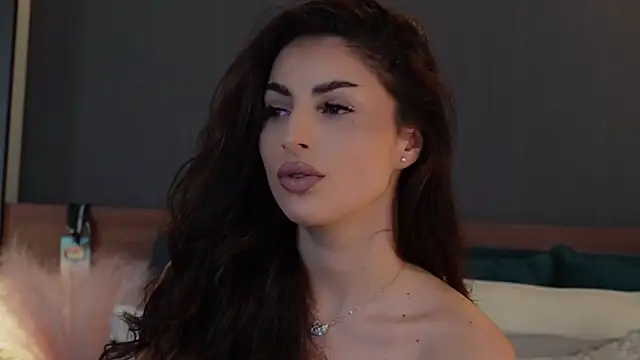 EmilyTrix: онлайн-секс-чат