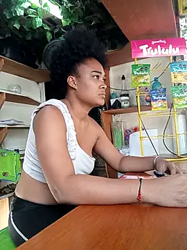 dahian_charlote02: онлайн-секс-чат