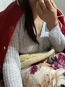 tabby-cat11 Adlı Modelin Canlı XXX Sohbeti