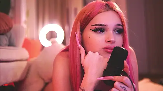 KatiaFinesse's Live XXX Chat