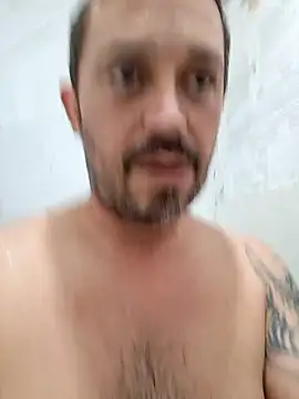 Johnnyhotlatmale Webcamshow