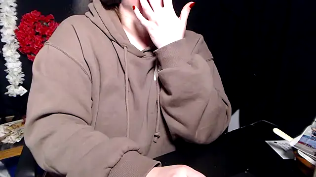 chloereinaprestation Live XXX Chat