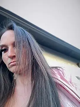 Kate-Paul Adlı Modelin Canlı XXX Sohbeti